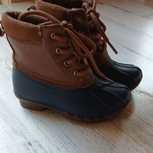 American Exchange Brown and Black Boots Waterproof Design